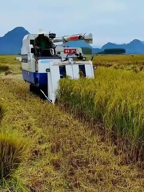 小型收割机
